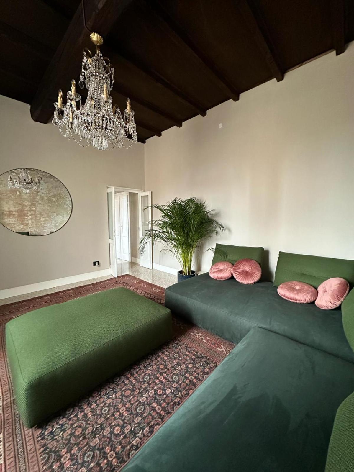 Room Manzoni 37 كريمونا المظهر الخارجي الصورة
