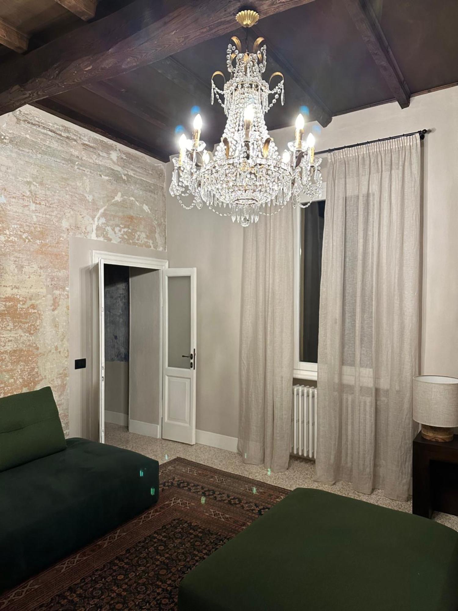 Room Manzoni 37 كريمونا المظهر الخارجي الصورة