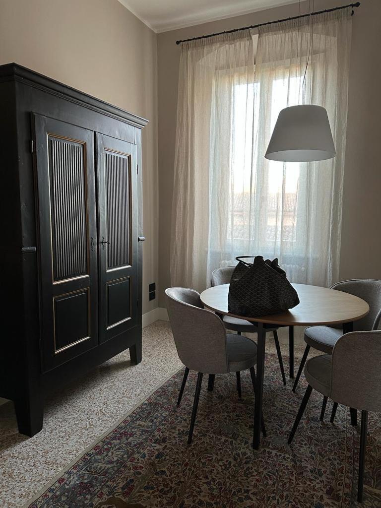 Room Manzoni 37 كريمونا المظهر الخارجي الصورة
